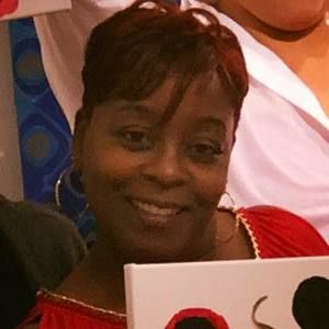 Meet your Posher, Gina